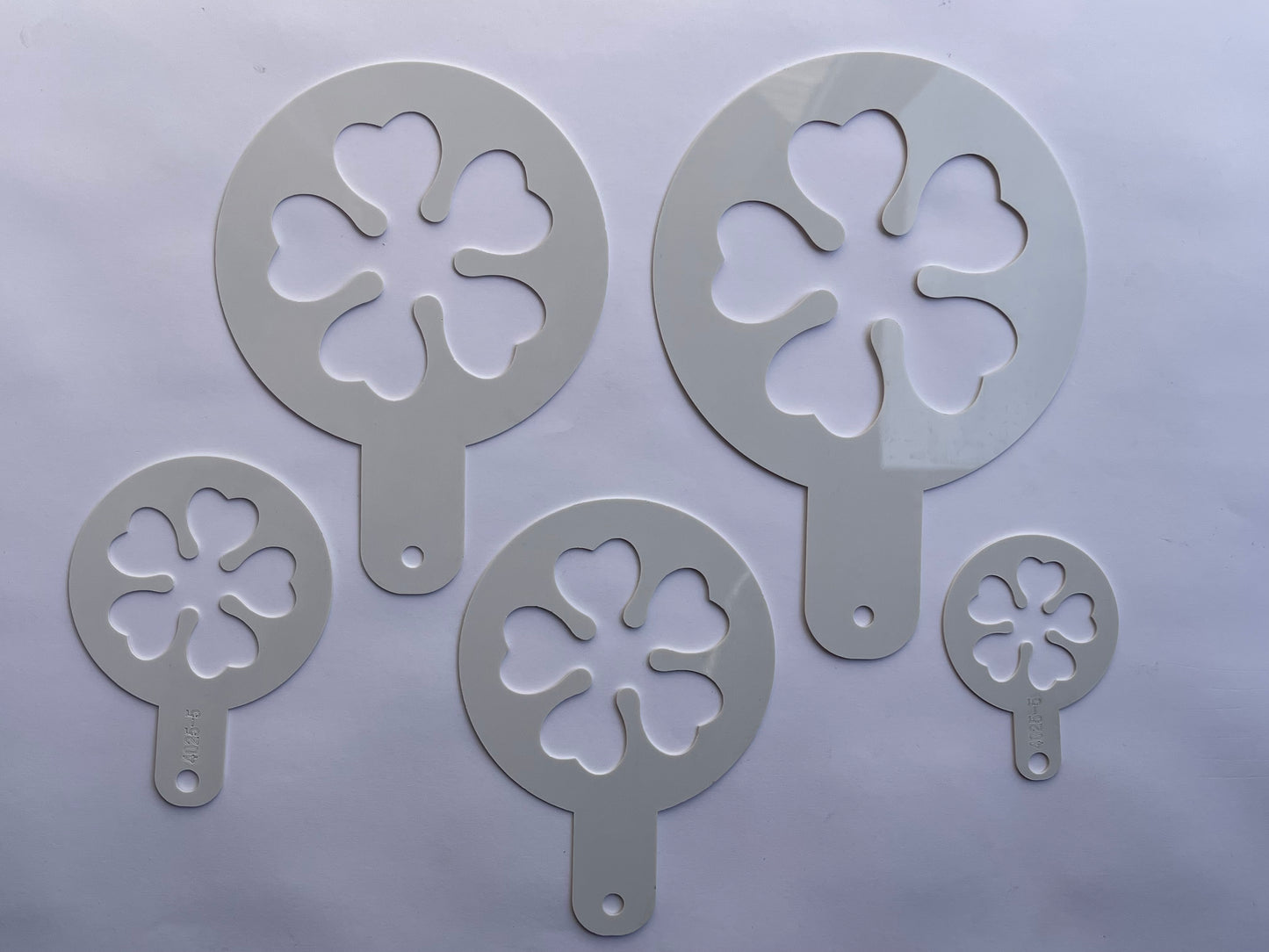 Conjunto de 5 stencils de trevo (REF. 1-333)